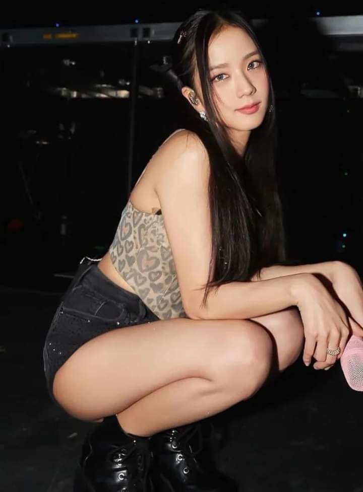 zsBo0ph9 KPOP 22.jpg